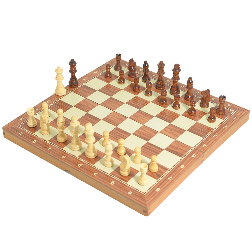 Magnetisches klappbares Schach – Board Game Yearbook Bewertung und Preis