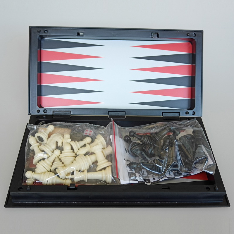 Faltbares magnetisches Schach, – Board Game Harvest Bewertung und Preis